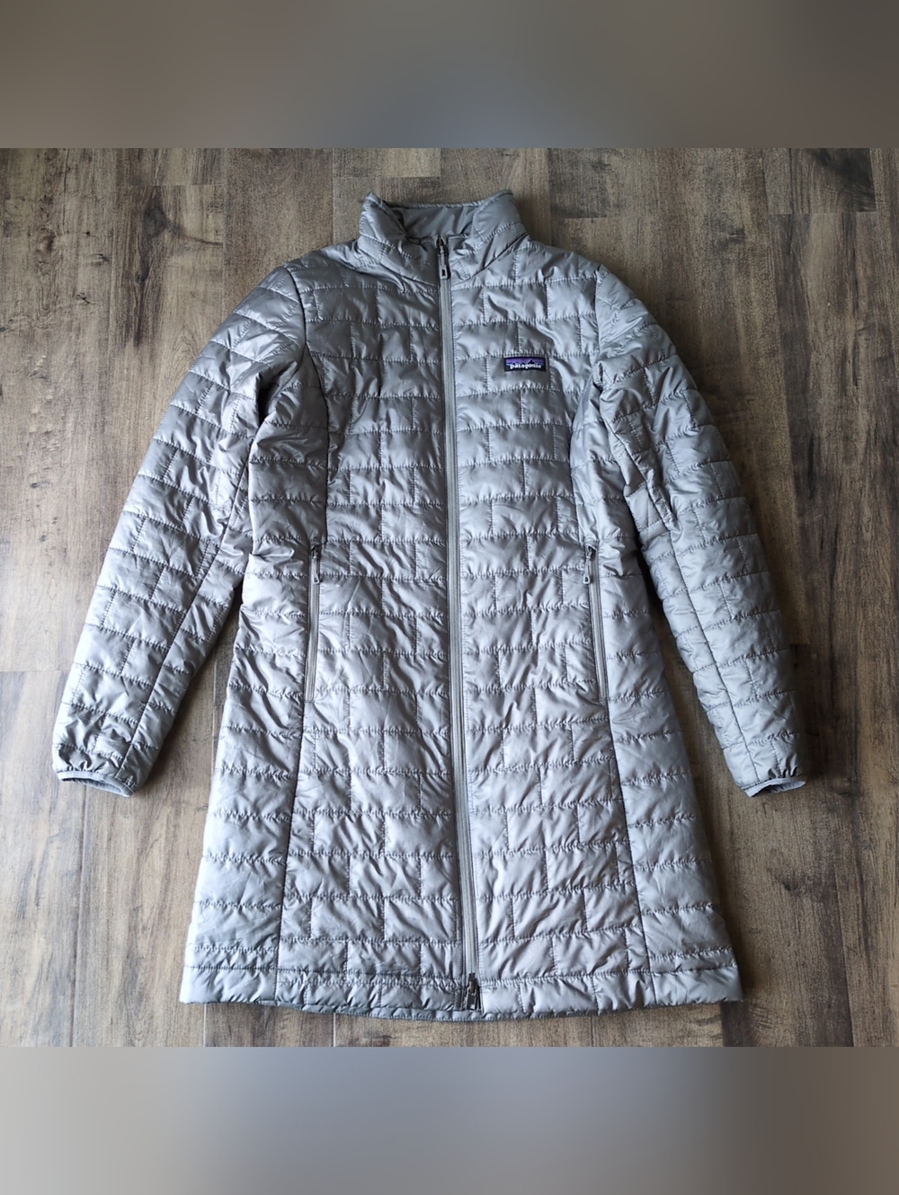 Patagonia Women's Nano Puff Primaloft Gray Parka Size Medium 26870